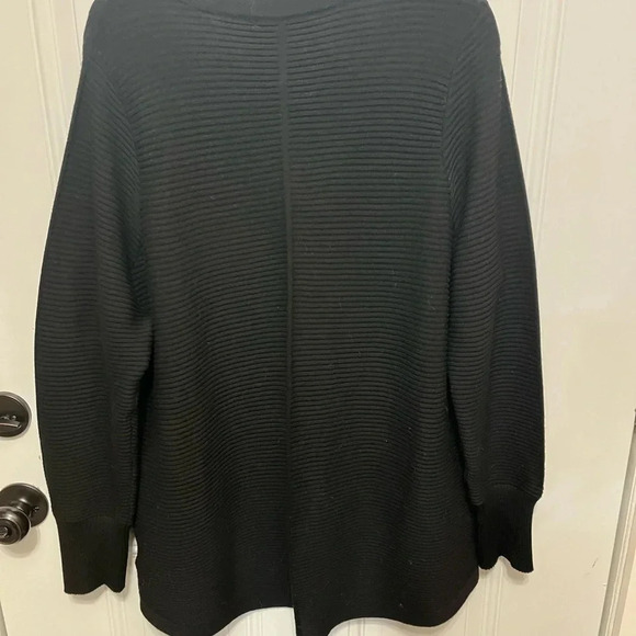 Cyrus Sweater 2XL with grommet details - Picture 6 of 12